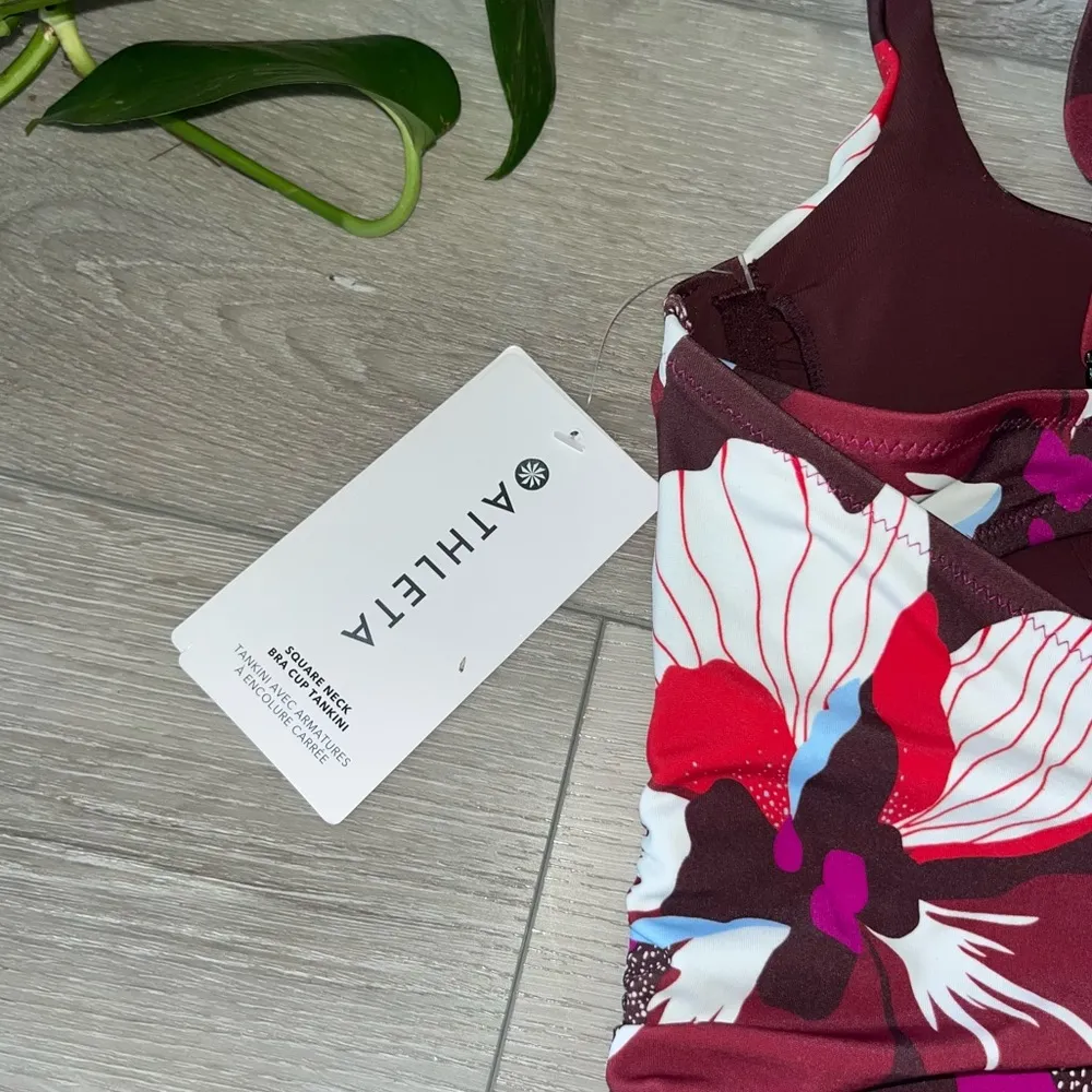 Athleta NWT Tankini Top Hermosa Bra Cup Square Neck - Image 10
