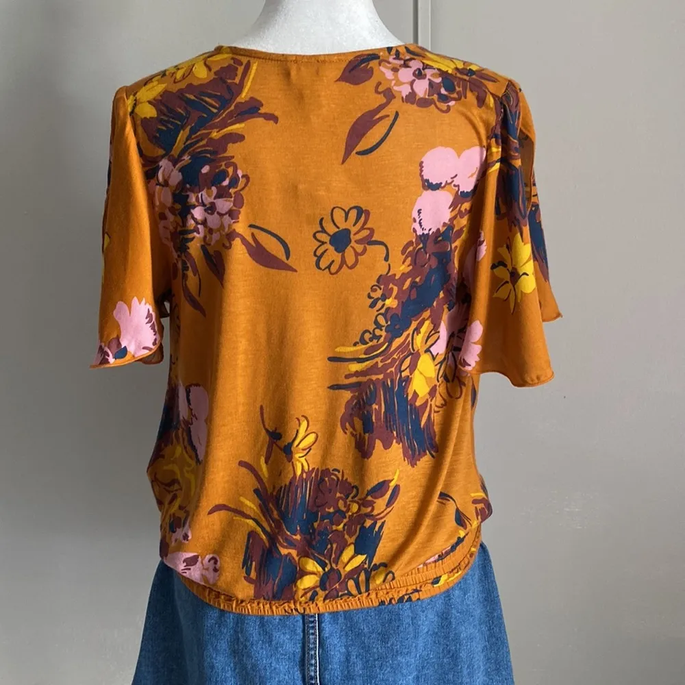 Tiny by Anthropologie Women Surplice Wrap Floral Print Split Flutter Sleeve Top - Image 5