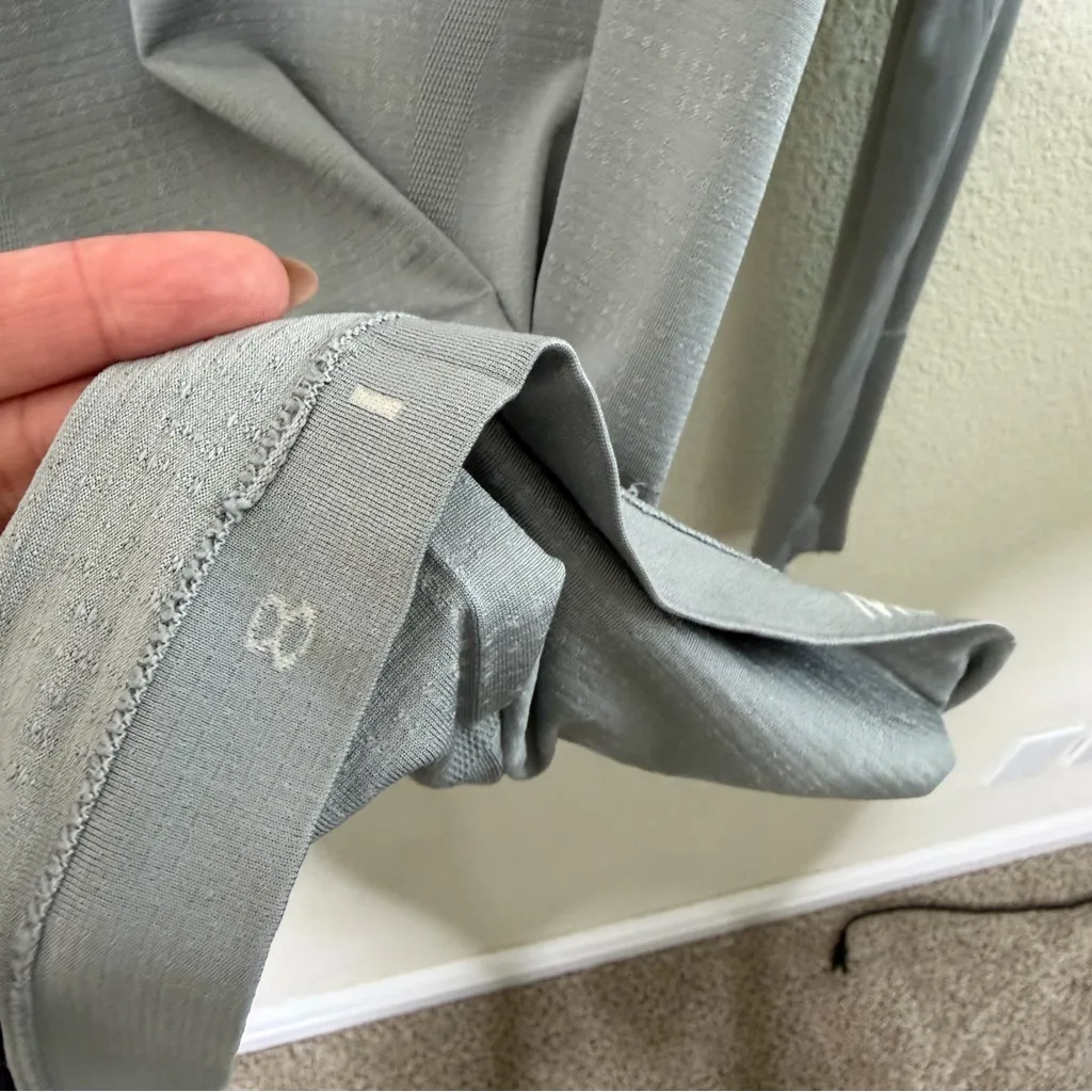 Lululemon Swiftly Tech Long Sleeve 2.0 Rhino Grey Womens Size 8 - Image 5