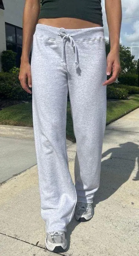 Brandy Melville Sweatpants - Image 4