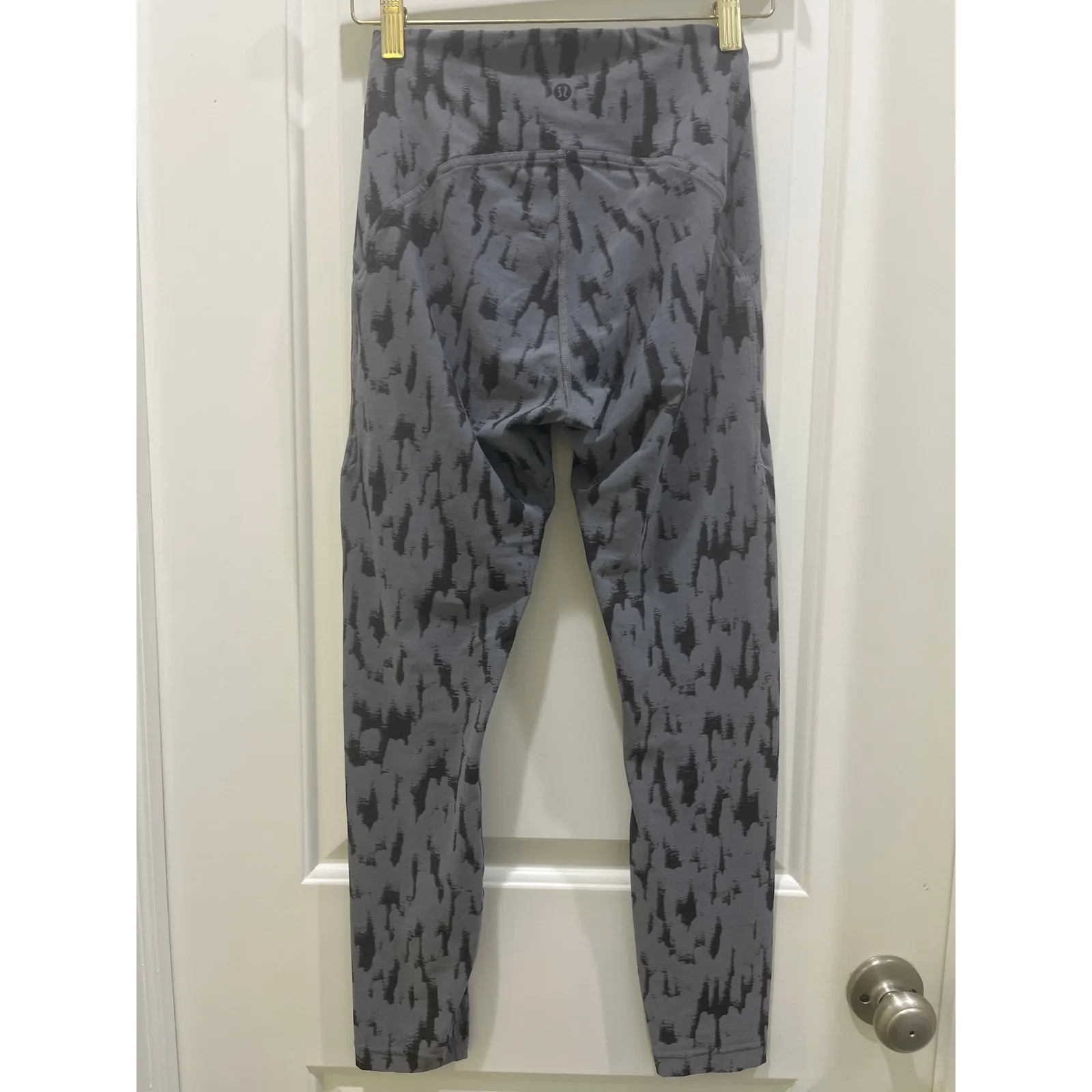 Lululemon High-Rise Tight 25" Camo Jacquard Asphalt Grey Black Sz 4 - Image 7