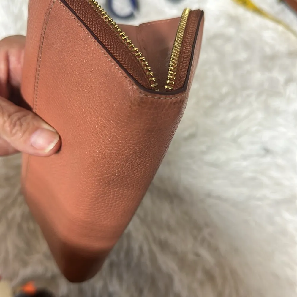 Coach Texture Accordion Zip Around Leather Wallet - Pink vintage - Image 4