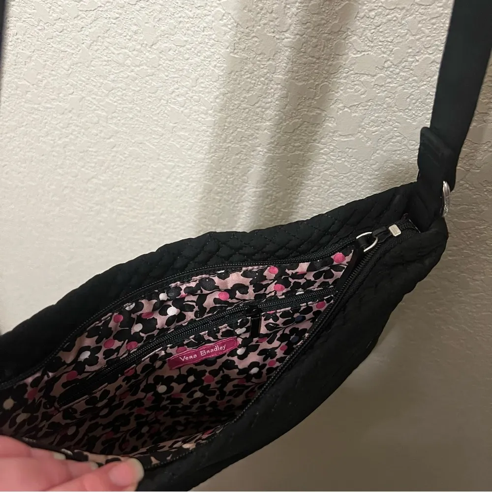 Microfiber Triple Zip Hipster Models Quilted Classic Black with Pattern interior - Image 4