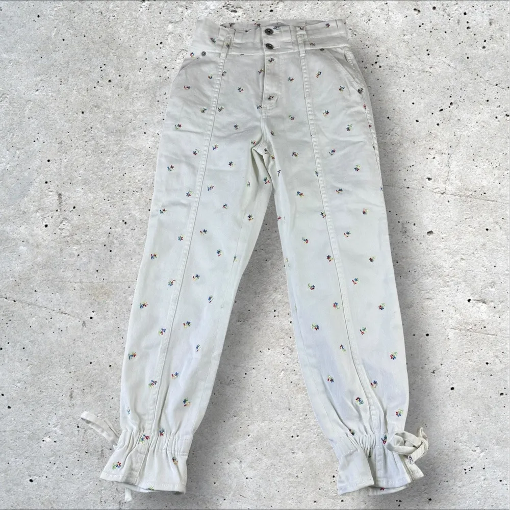 Something Navy Sylvia Floral Embroidered Ankle Tie Jean‎ Jogger Cottagecore Sz 2 - Image 2