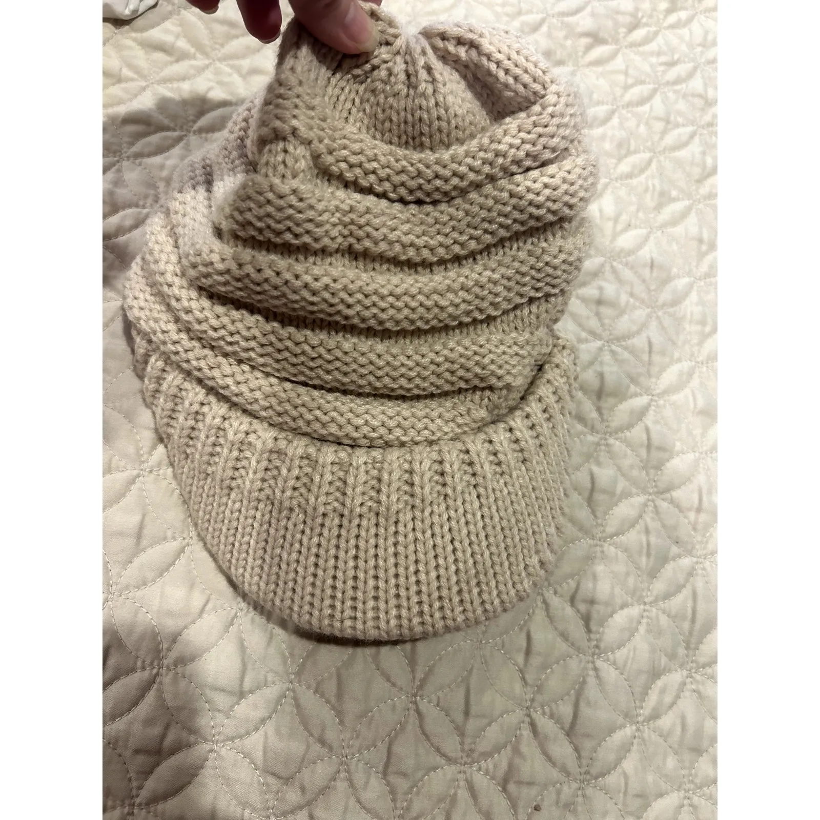 Cream Beenie with Bib One Size - Image 3