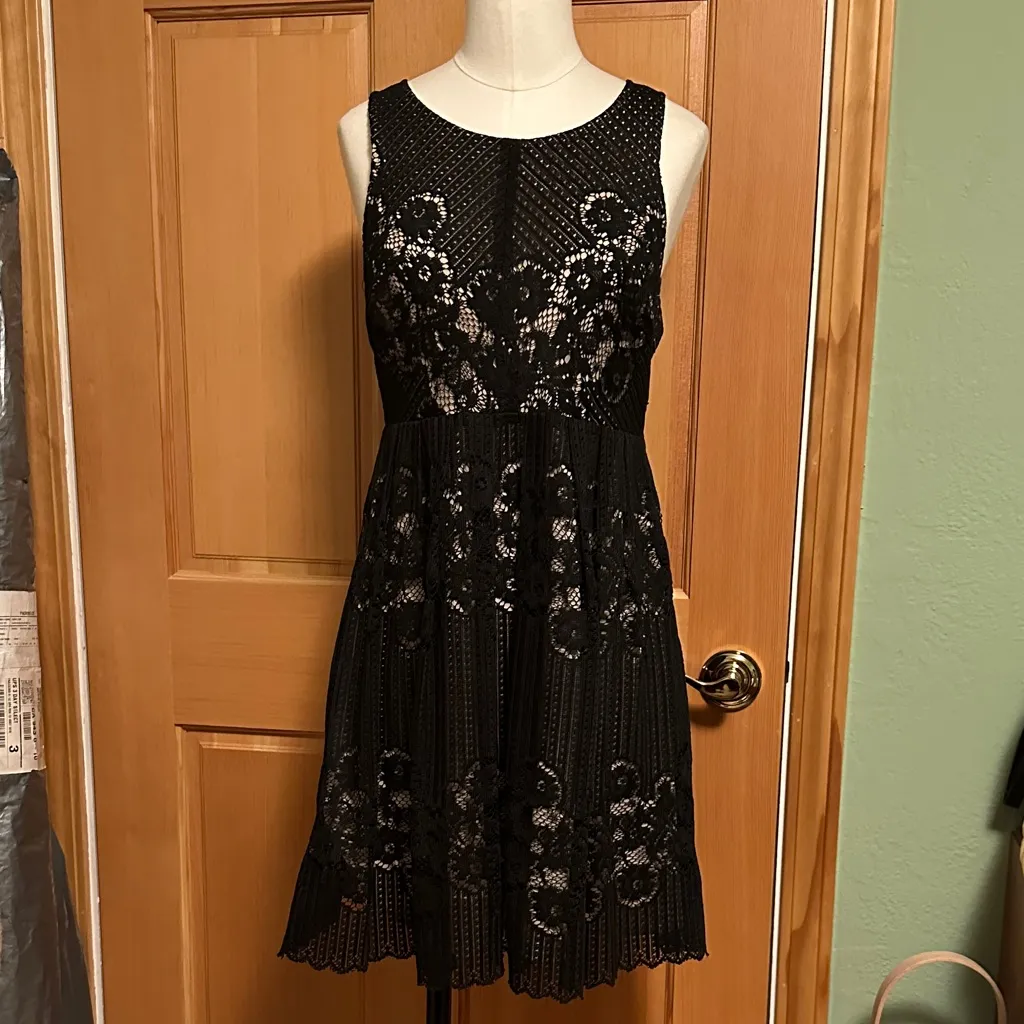 Rocco Dress in Black - Image 4