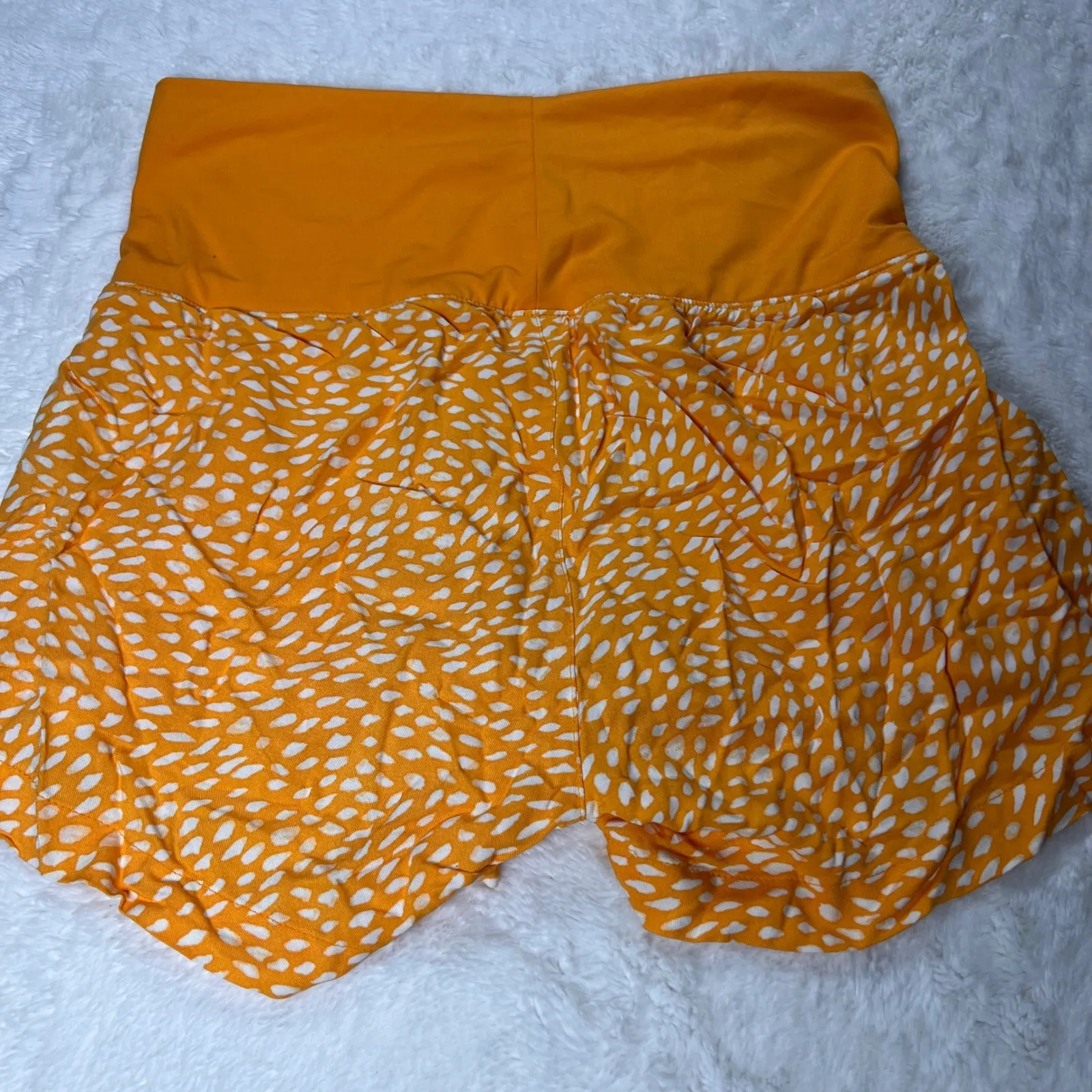 Old Navy Maternity Orange White Speckle Print Jersey Lounge Shorts Small NWOT - Image 3