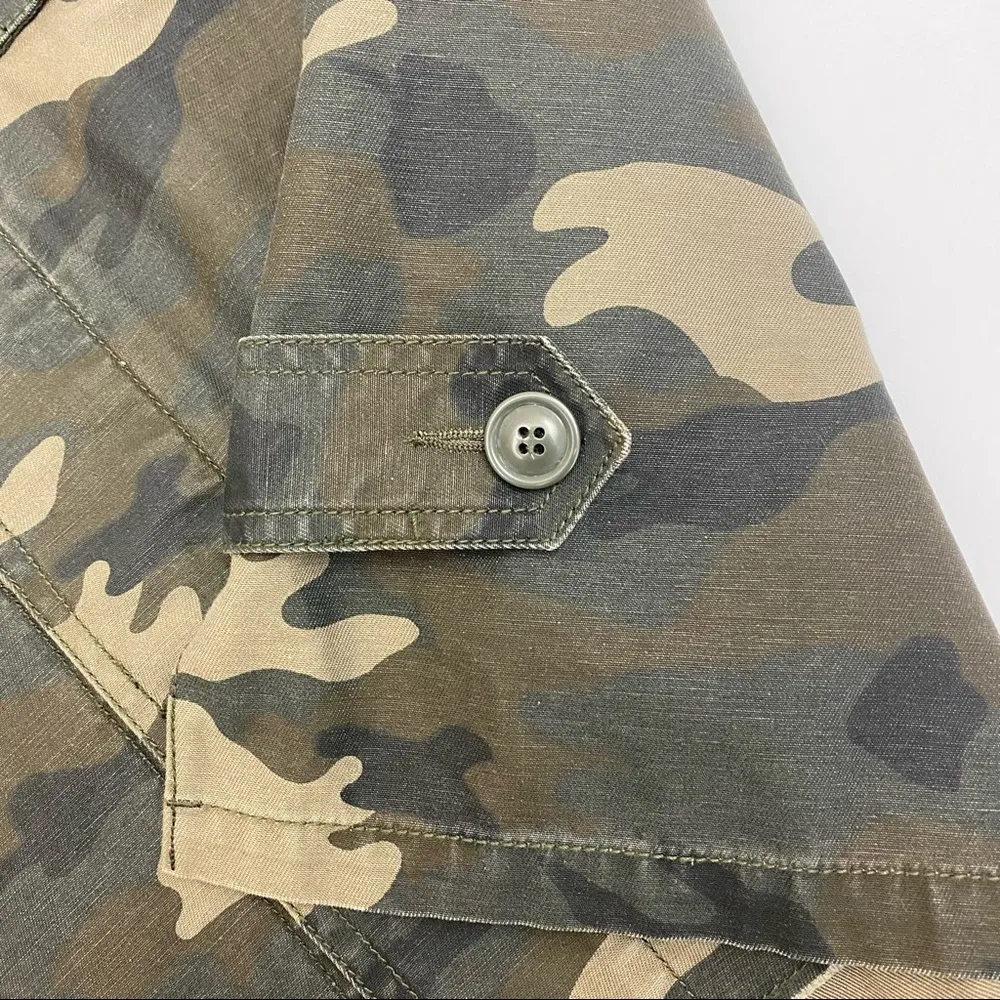 Levi’s Cotton Camo Printed Military  Utility Trucker Jacket: Army Green/Tan - Image 12