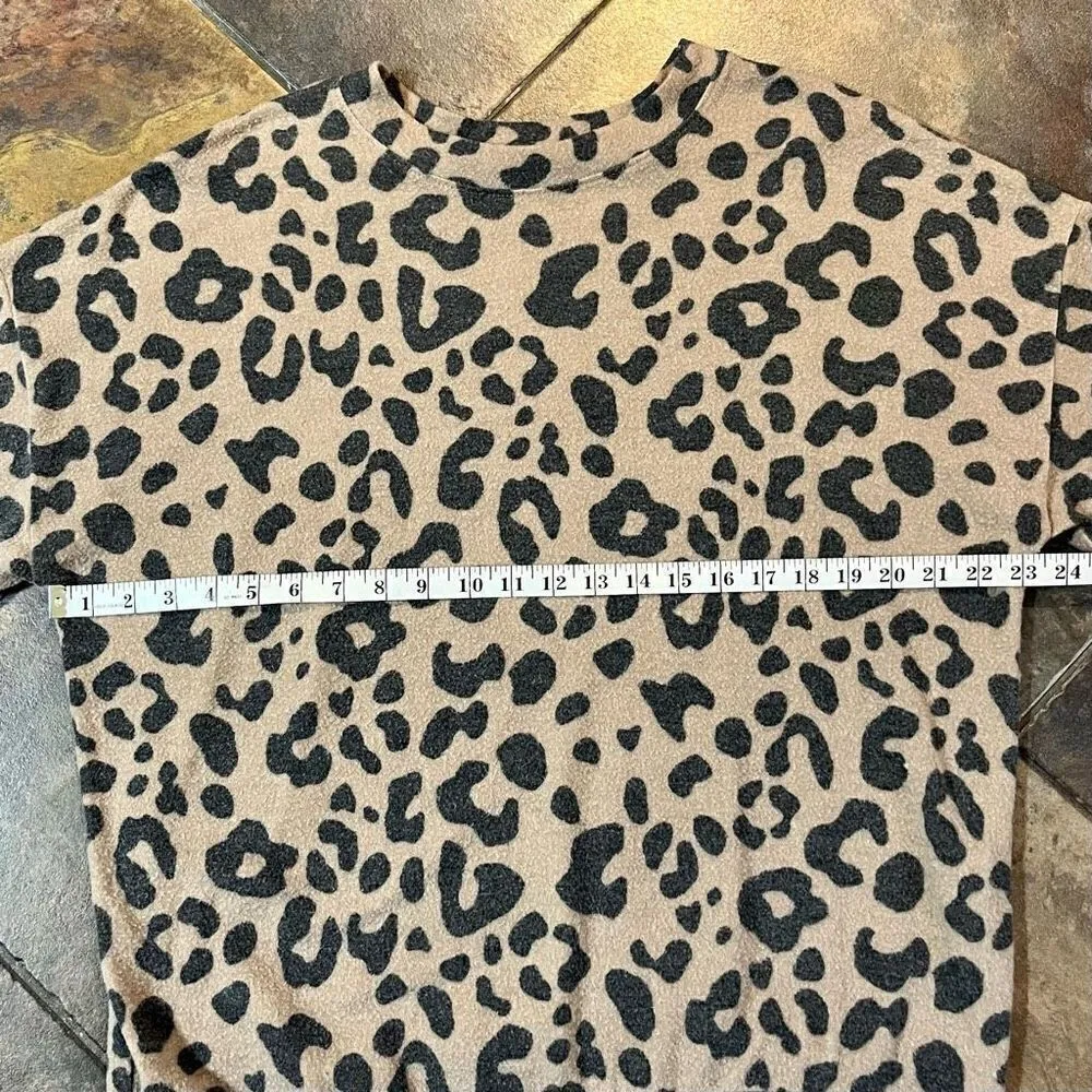 Cherish Women’s Leopard Soft Sweatshirt Medium - Image 7