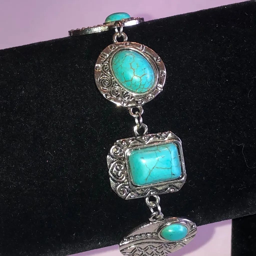 Turquoise Color and Silver Tone Boho Western Bracelet Blue - Image 2