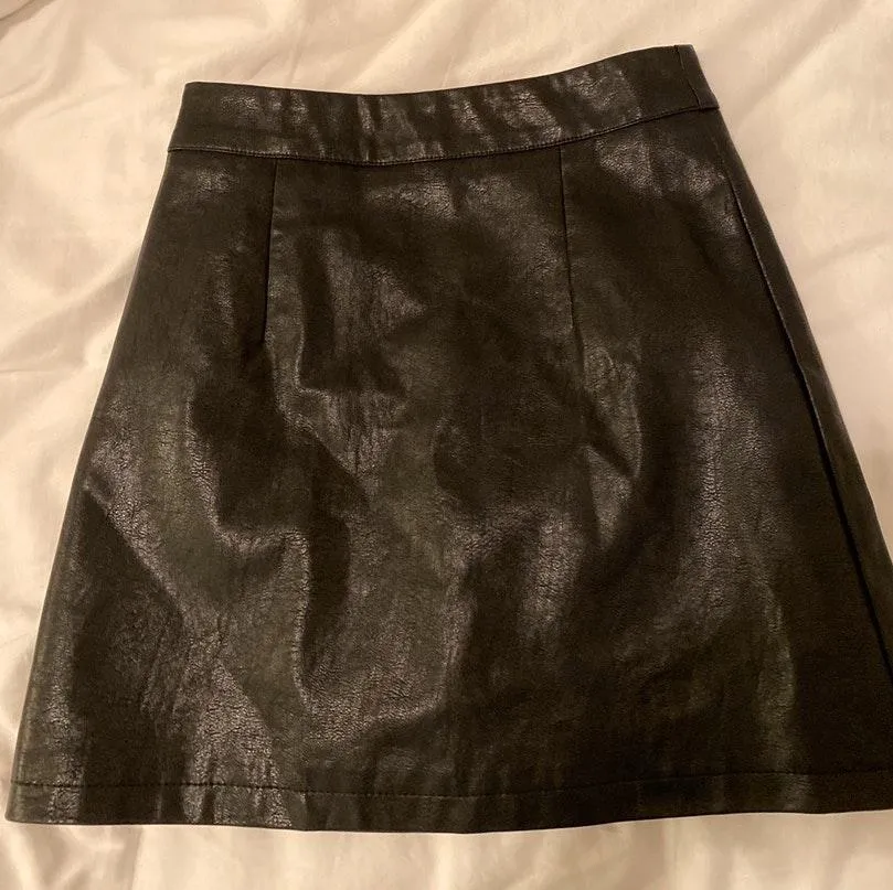 Princess Polly Leather Skirt - Image 3