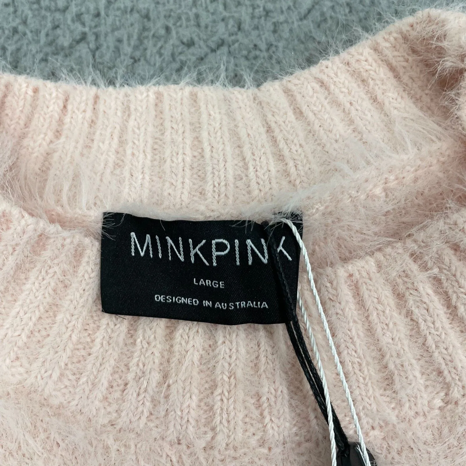 NWT Mink Pink Millie Fluffy Knit Tee Women L Blush Pink Short Sleeve Sweater - Image 7
