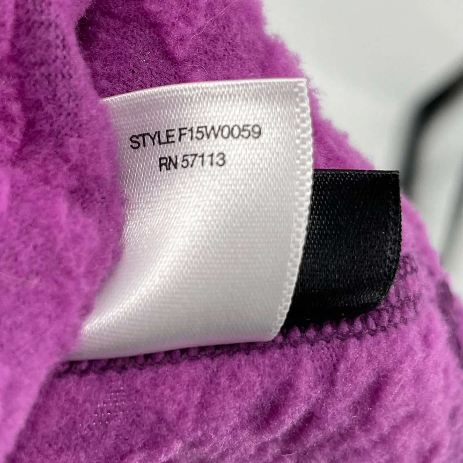 Purple Fleece Jacket Hiking Layer Geometric Aztec Print Pullover Top EMS Size S - Image 9