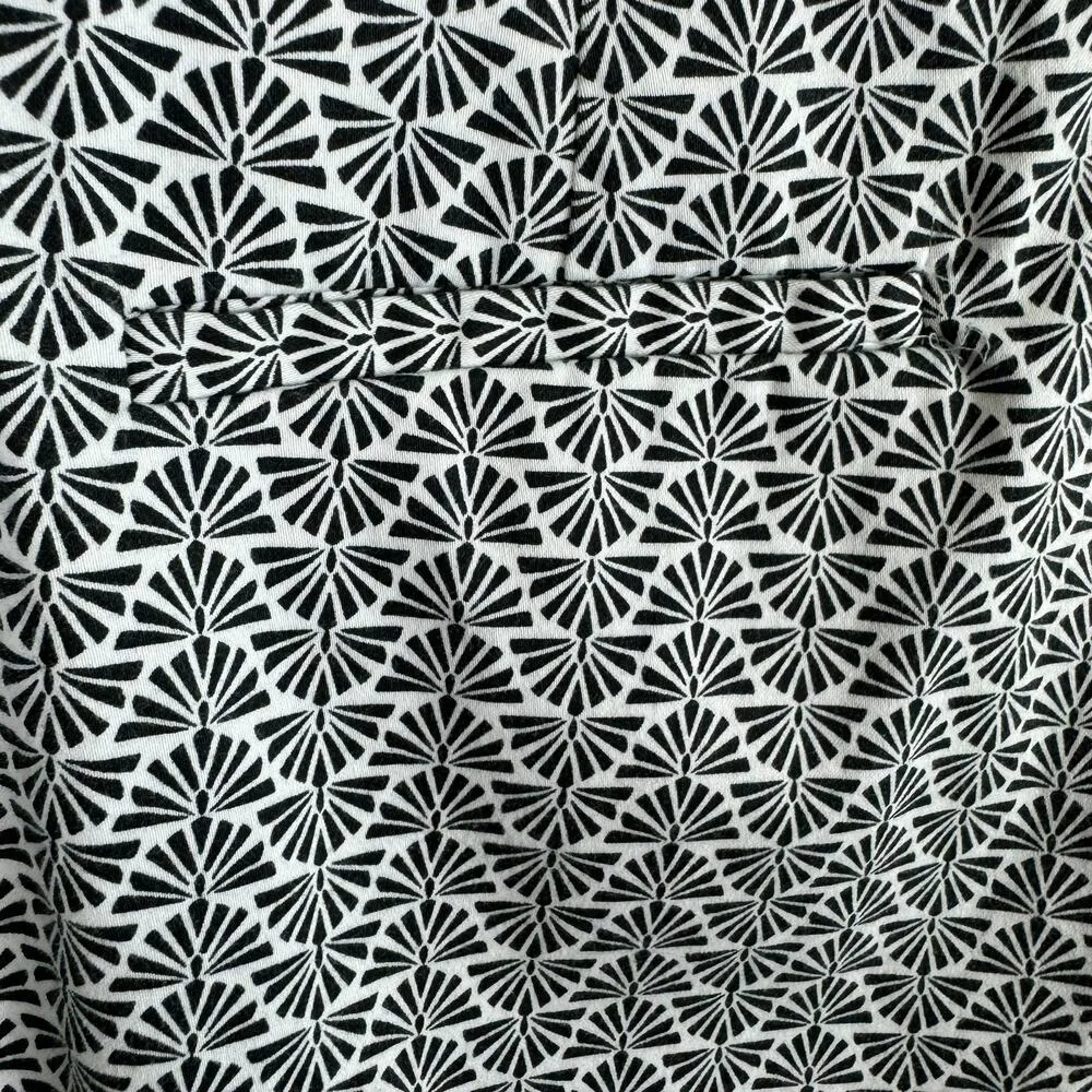 Laundry By Shelli Segal Black White Fan Print Cotton Chino Shorts Size 10 - Image 5