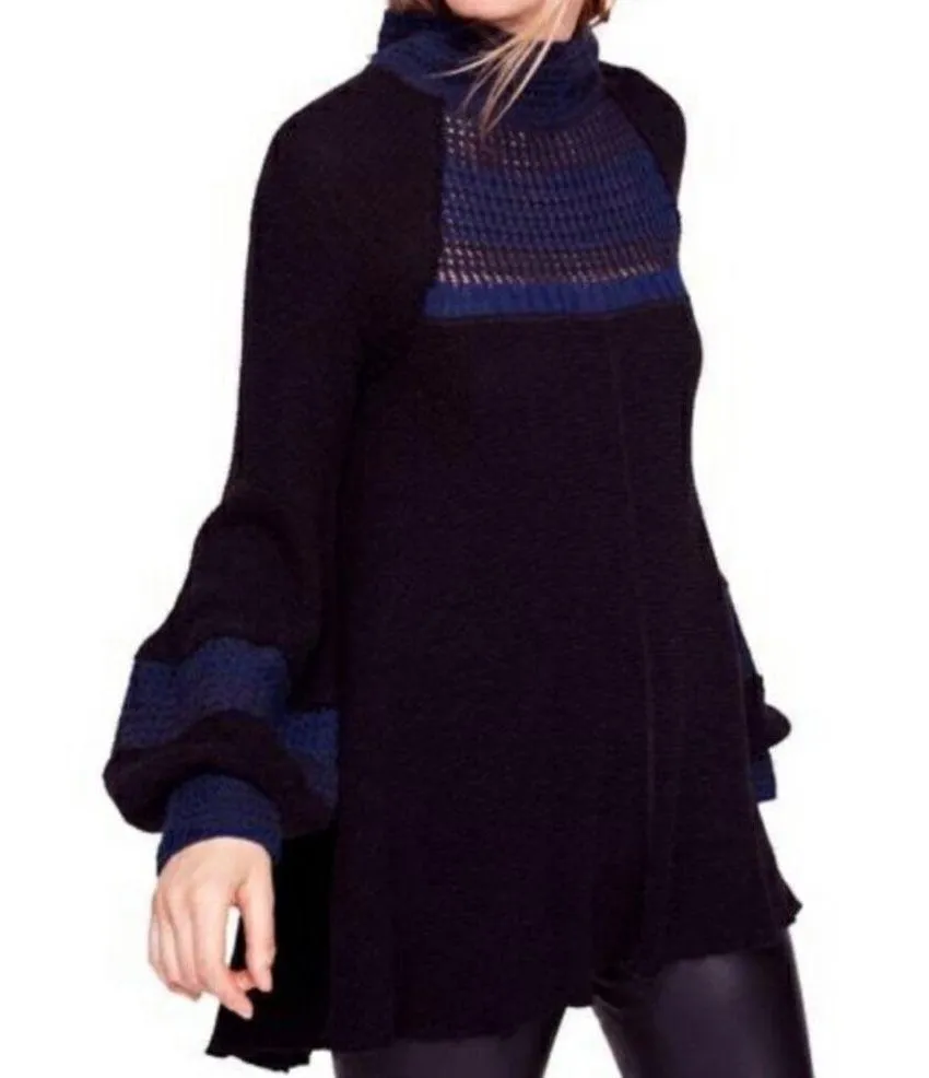 Free people snow day balloon sleeve thermal black blue crochet XS - Image 5