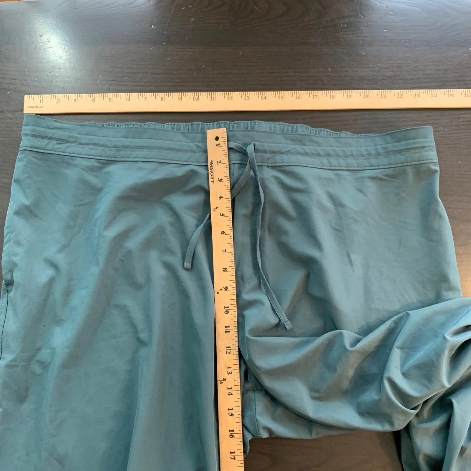 Old Navy Stretch Tech Cargo Capris Women XXL Teal Quick Dry Drawstring - Image 6
