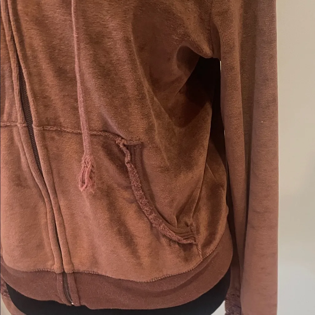 Brown Hooded Womens zip up jacket velvet looks - Image 3