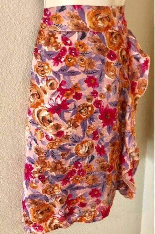 Never worn  ruffle skirt. Sz XS - Image 2