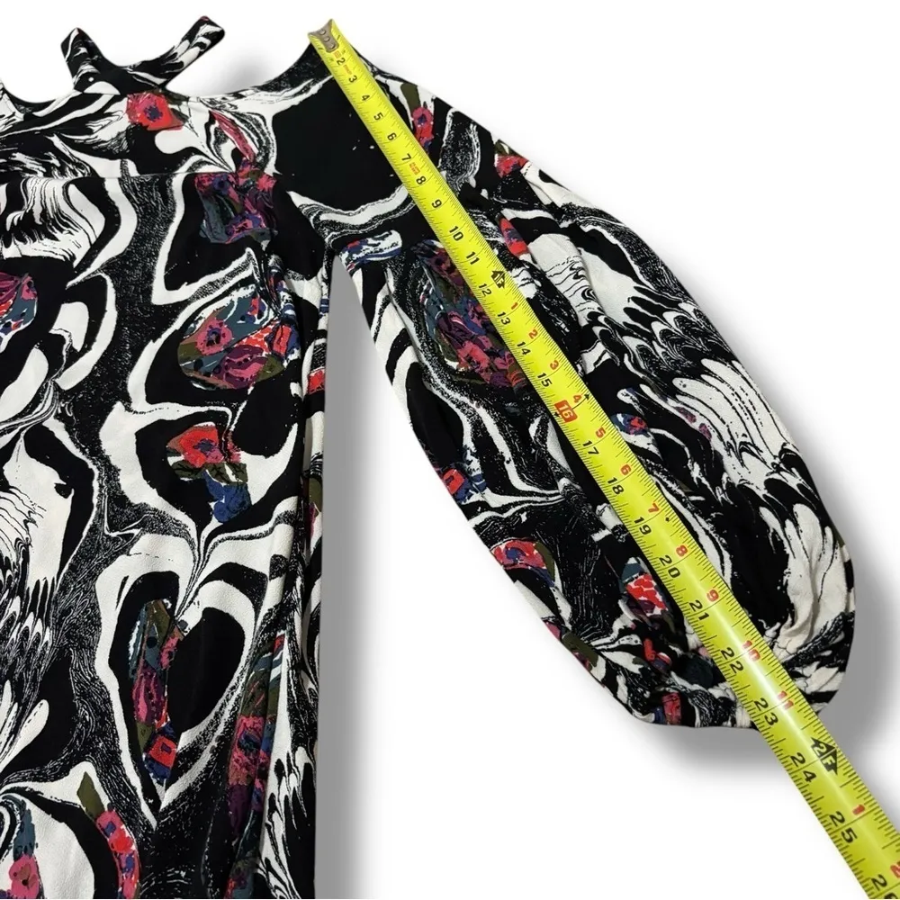 Free People Black White Red Drift Away Cold Shoulder Tunic Top - Size XSmall - Image 7