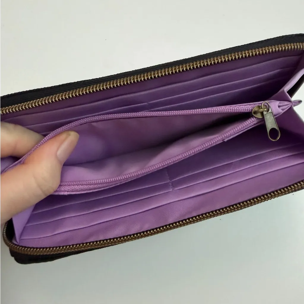 Travelon Wallet Zippered Closure Zip Pocket Credit Card Travel Black Purple - Image 13