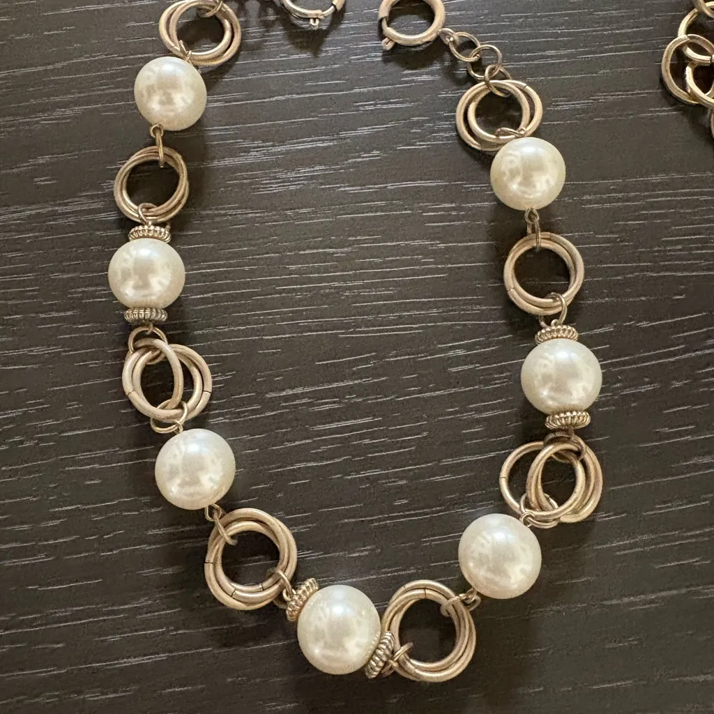 Gold and Pearl Necklace Set - Image 2