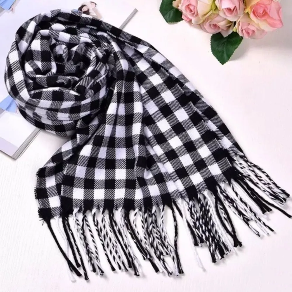 Unisex Gingham Plaid Skinny Scarf Black White New - Image 3