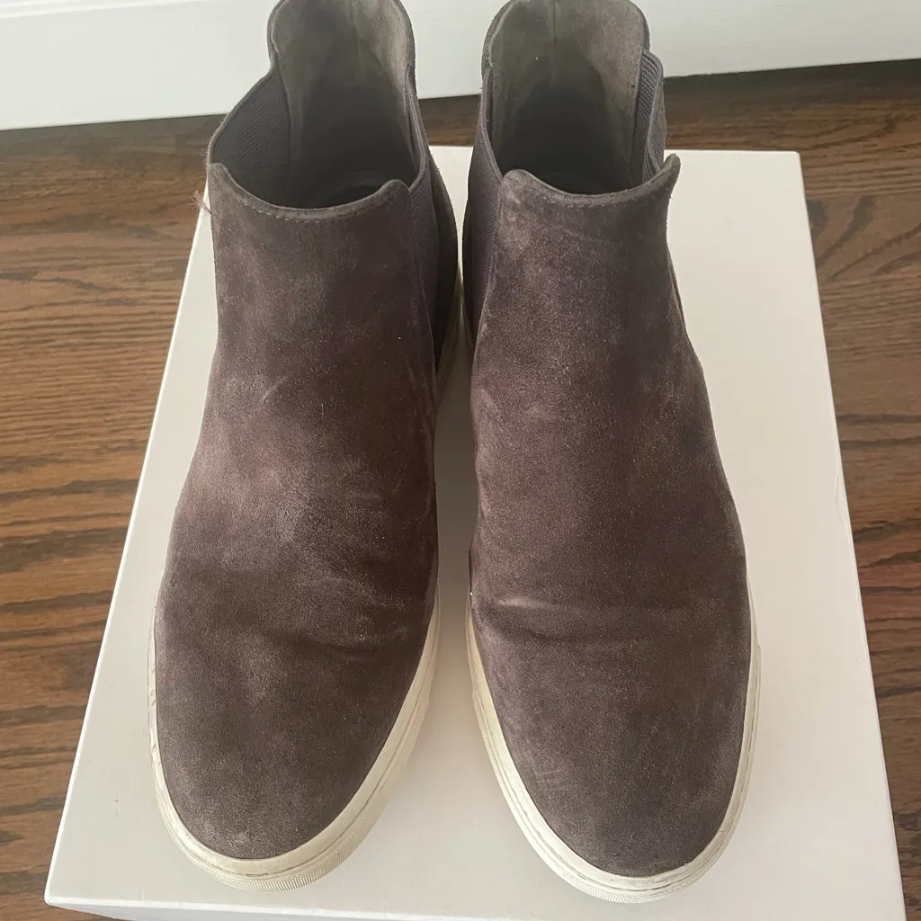 Vince Newlyn Suede hi top‎ sneaker in smoke - Image 2