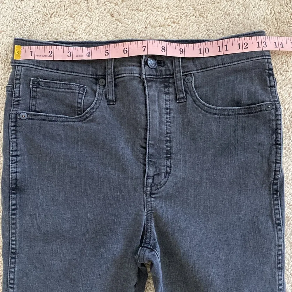 Madewell Stovepipe Jeans in Banberry Wash Raw-Hem Edition Size 26 - Image 10