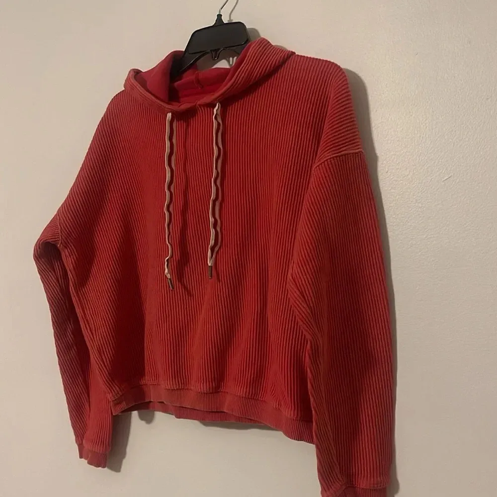 Aerie oversized cropped hooded sweatshirt hoodie red - Image 4