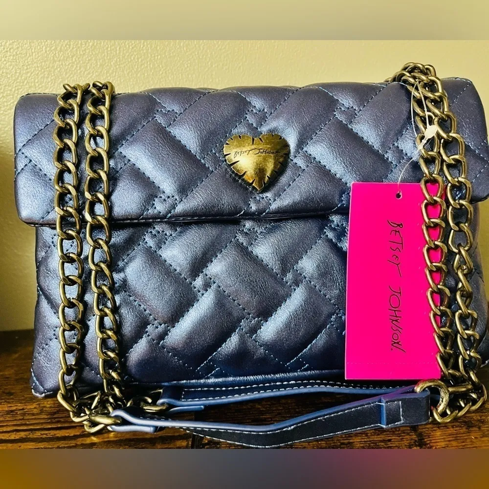 Betsey Johnson Xomaze Metallic Blue Quilted Shoulder Bag Chain Strap NWT - Image 3