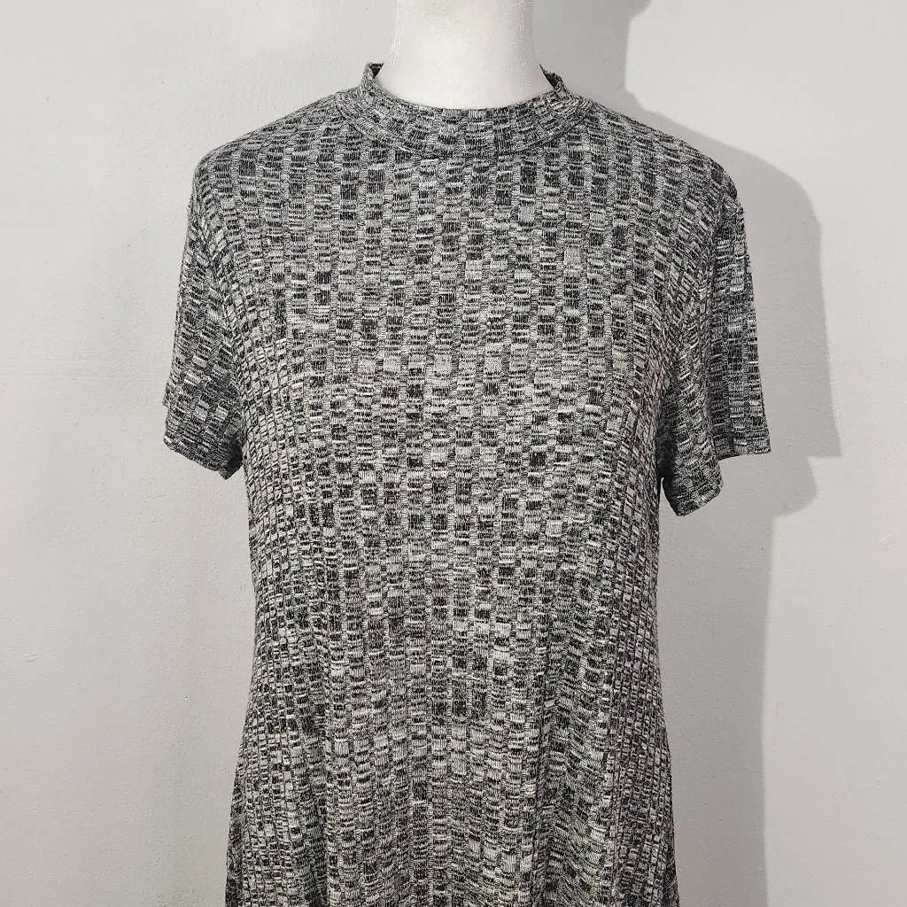 Kristin Nicole Gray Swing Dress Size Medium Mock Neck Ribbed Knit Dress - Image 3