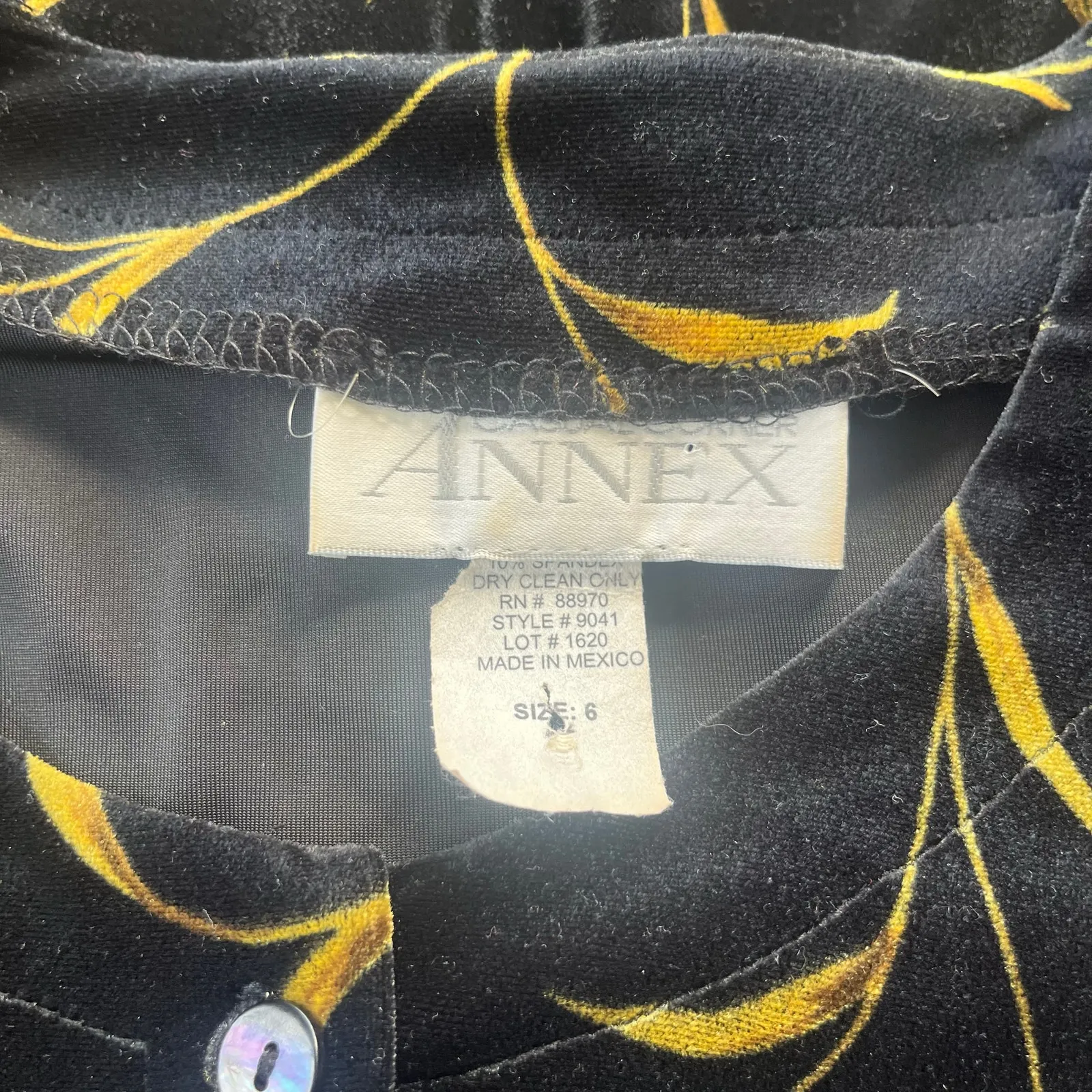 Vtg Casual Corner Annex 90s Velvet Crop Jacket Sz 6 Whimsigoth Gold Leaf Retro Black - Image 9