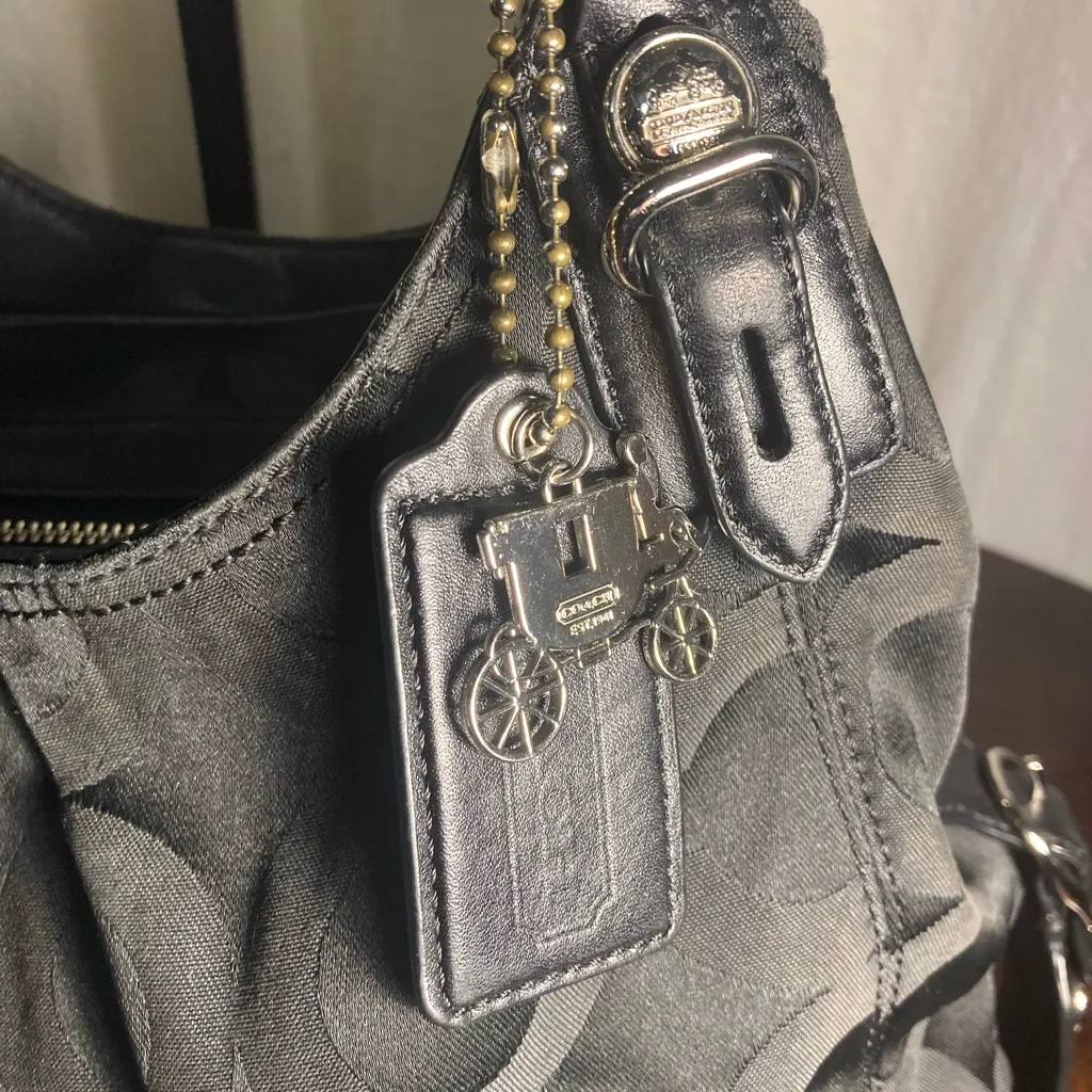 Coach Madison Maggie Black Shoulder Bag - Image 8