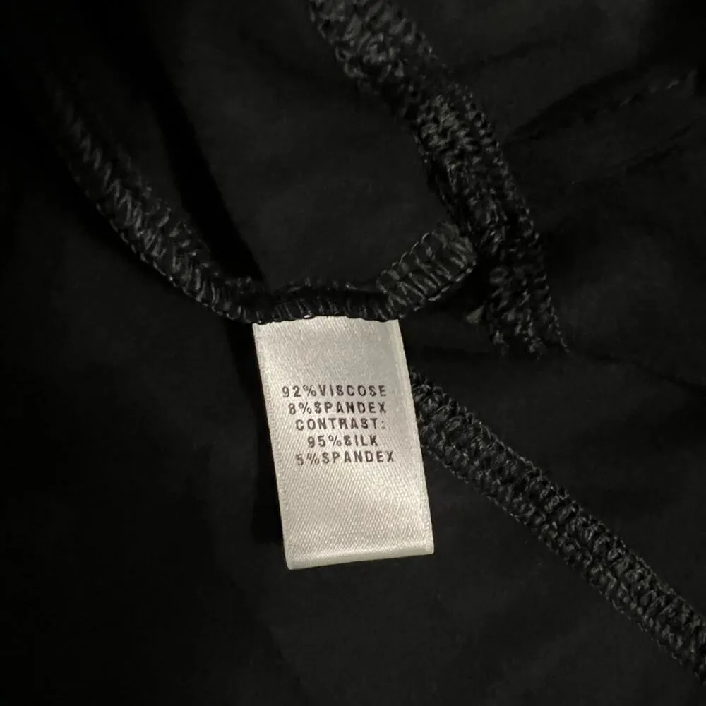 St. John black silk trim v neck t shirt size medium - Image 5