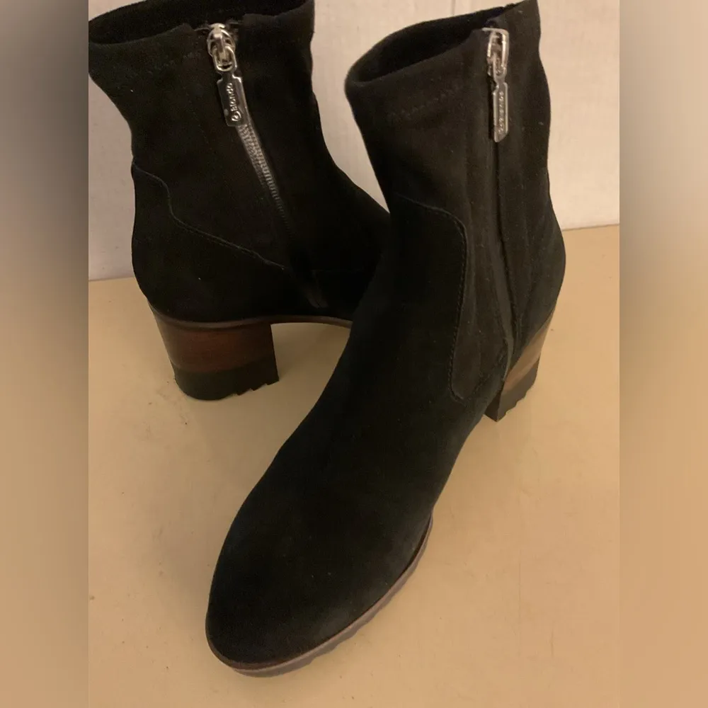 Blondo women waterproof Black Suede Chelsea heel Robynn Ankle Boots size 7.5 - Image 5