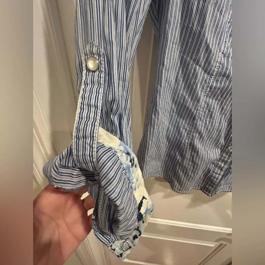 Guess  Striped Button Down Shirt - Image 7