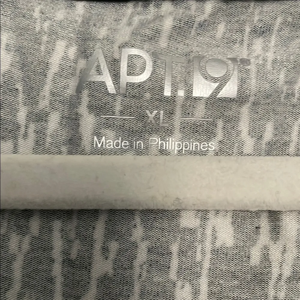 Black and White Patterned Women's Dress - Image 2