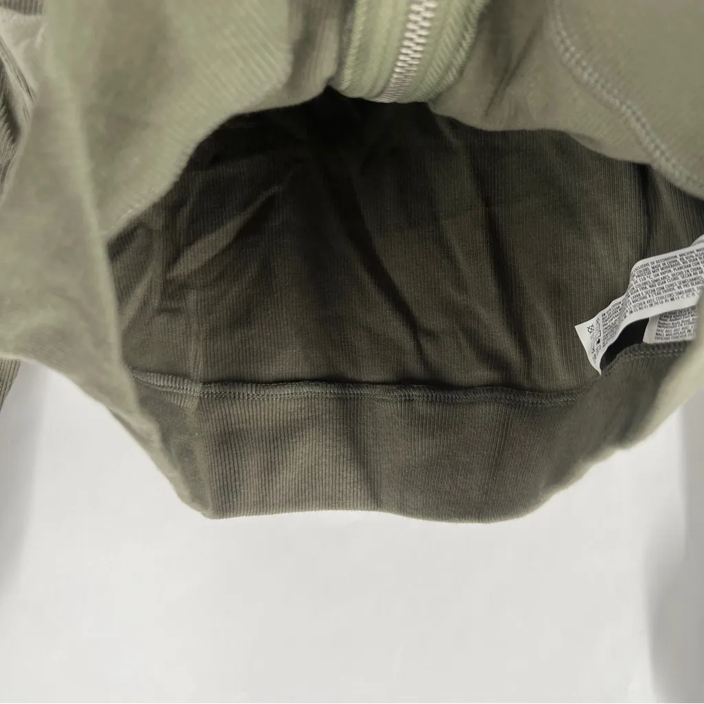 Forever 21 Olive Green Ribbed Women's Zip Front Cropped Hoodie‎ Jacket Size M - Image 6