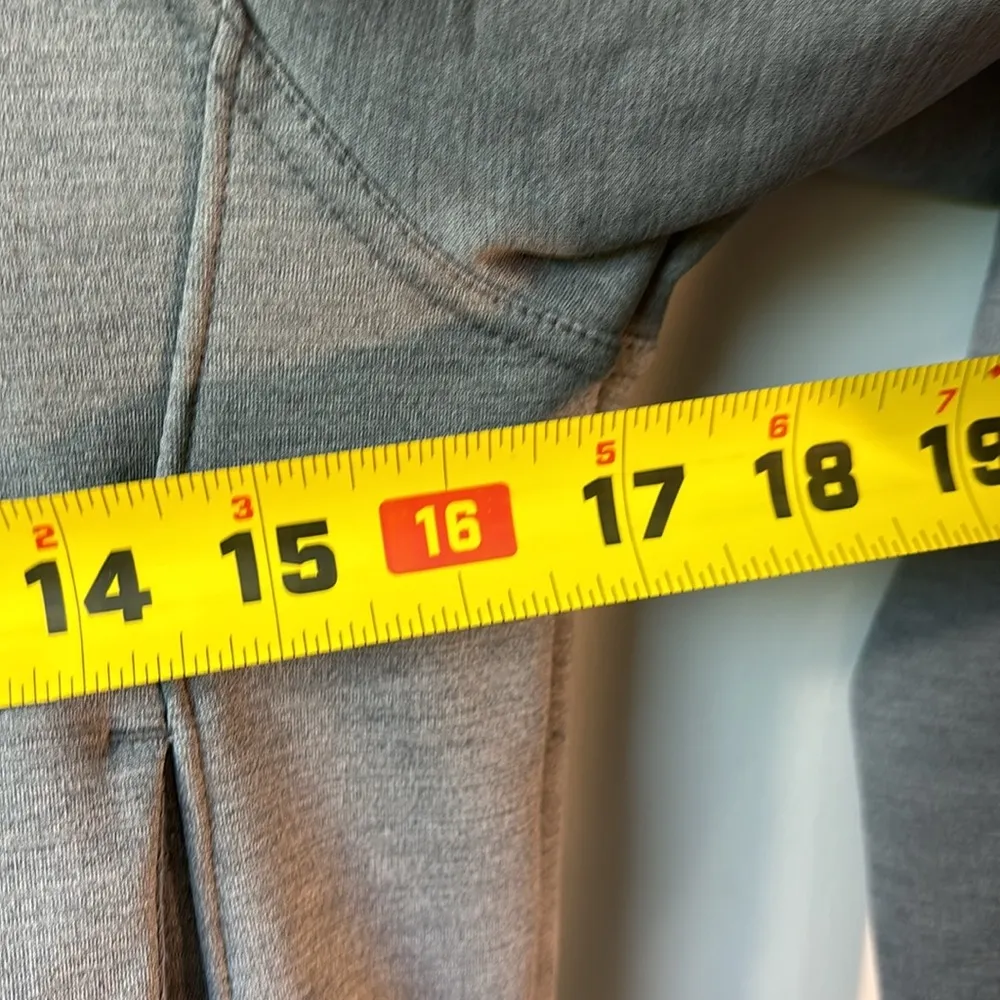 NWT  Therma-Fit Gray Hoodie with kangaroo pkt size XS - Image 8