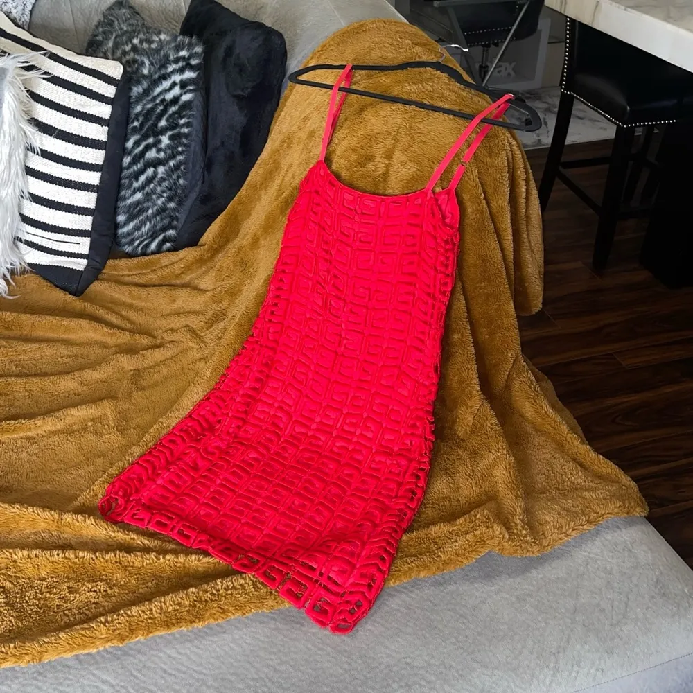 New Givenchy 4G Guipure Dress in Red - Image 7