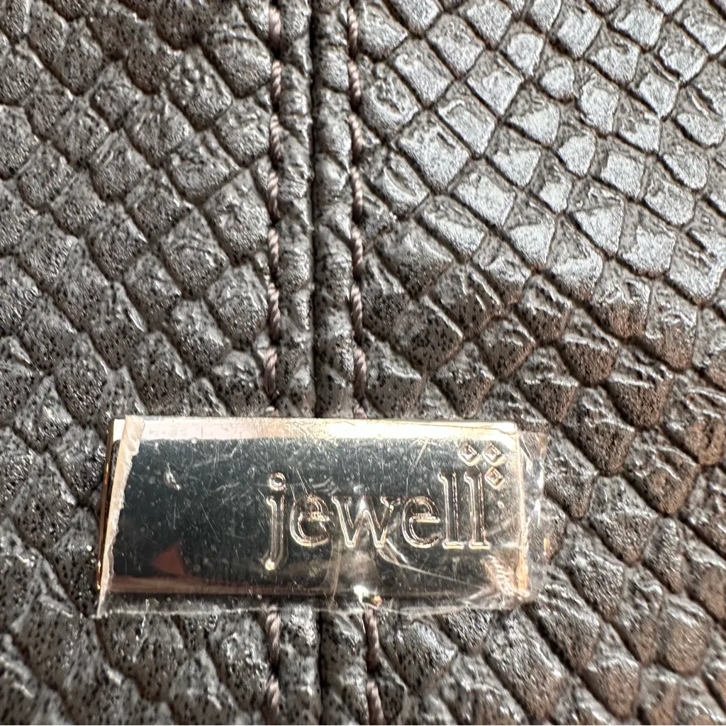 Jewell by Thirty - Image 6