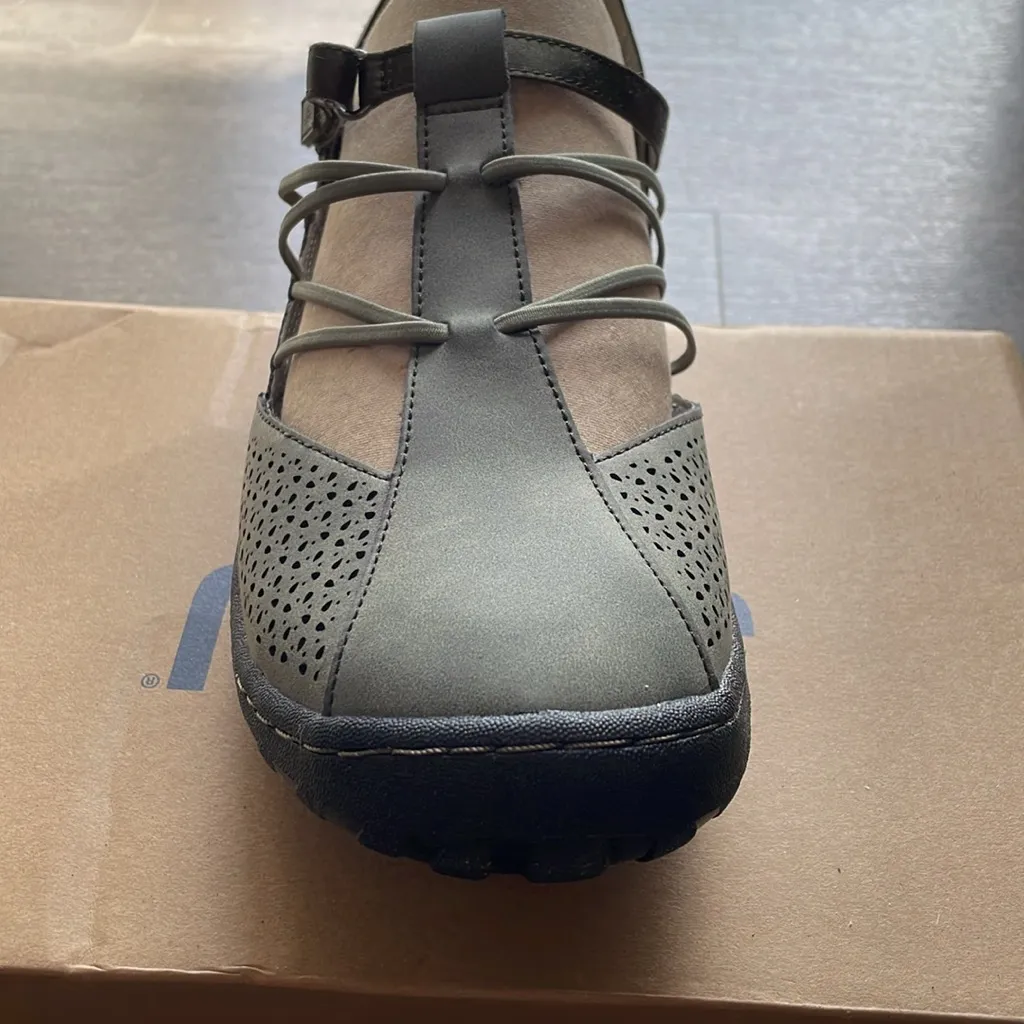 JBU by Jambu Slip Ons New in box - Image 8