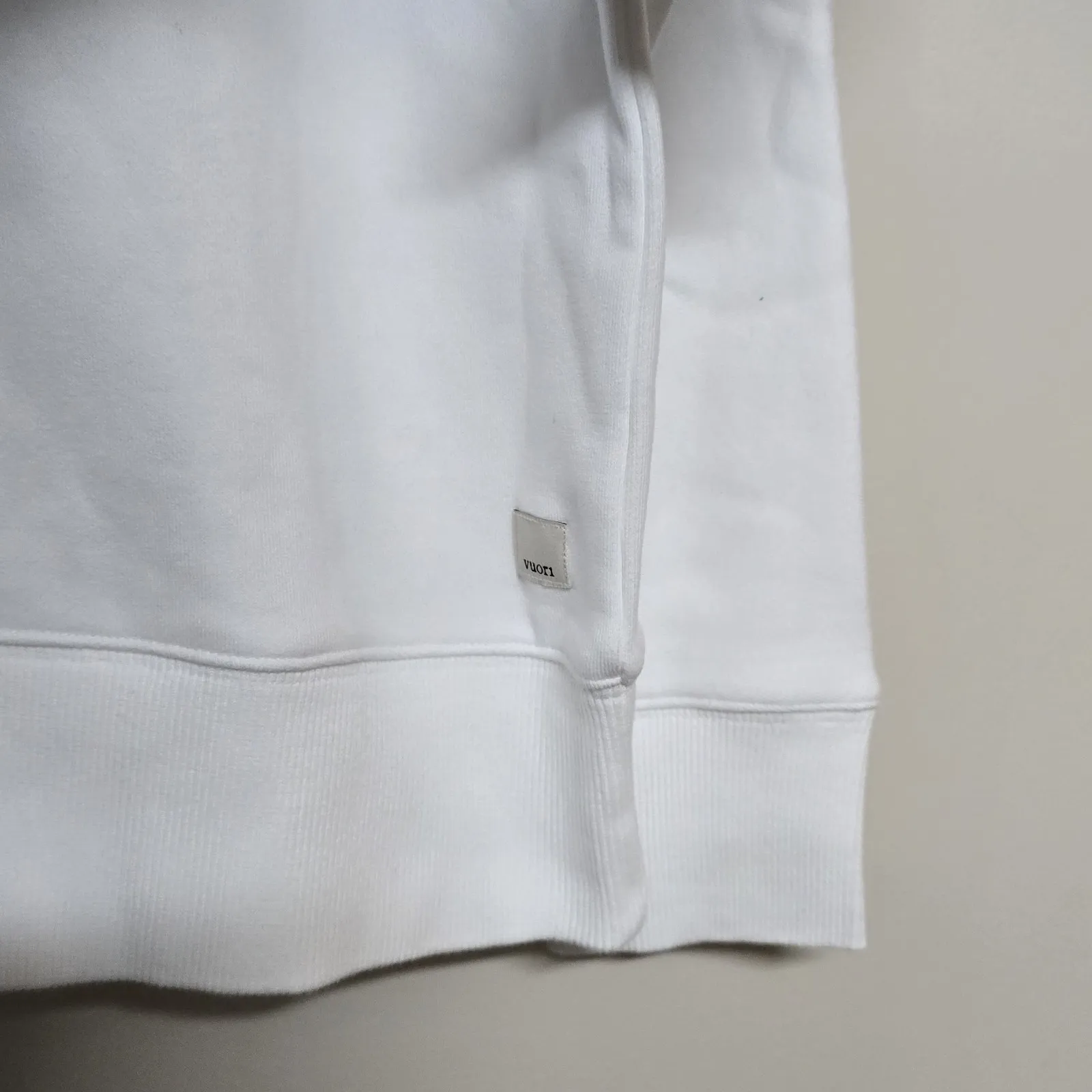 NWT Vuori Women's Sedona Weekender Crew Size Small White Oversized Athletic - Image 5