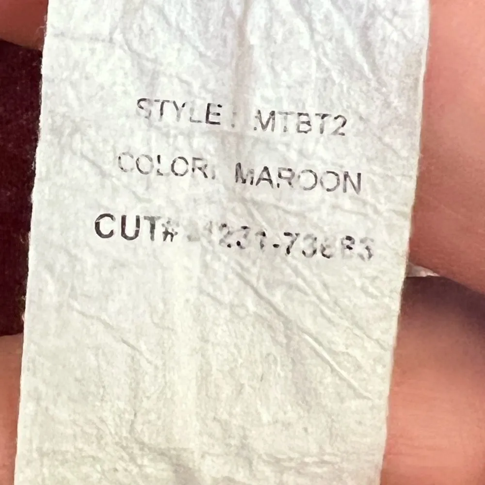 Blue 84 Maroon Crew Neck Short Sleeved New York Print T-Shirt women’s size small - Image 5