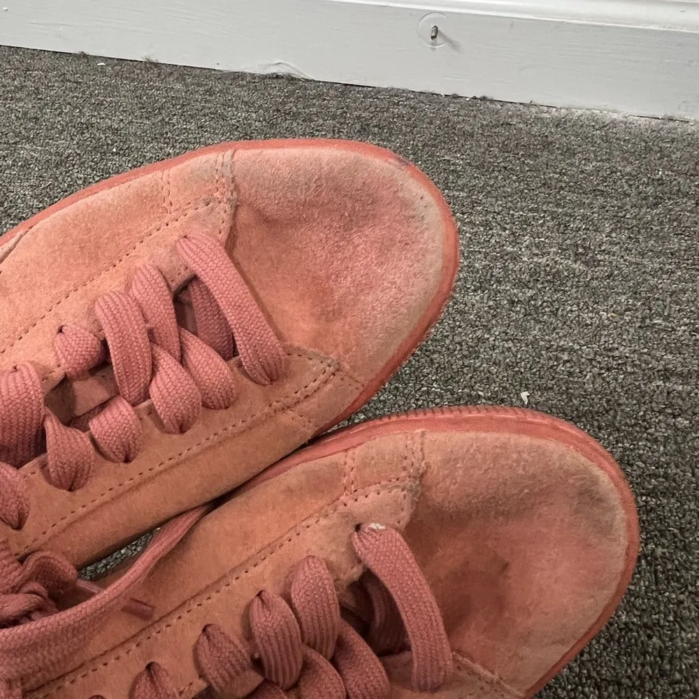 Puma Pink Suede Lace Up Sneakers Size 6.5 C - Image 4