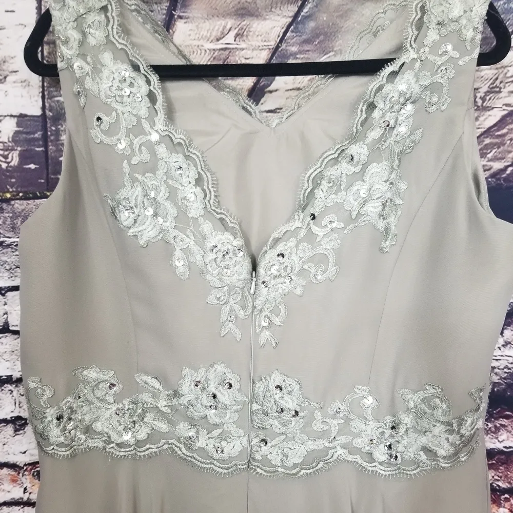 16. JJ,s House Formal maxi dress - Image 5