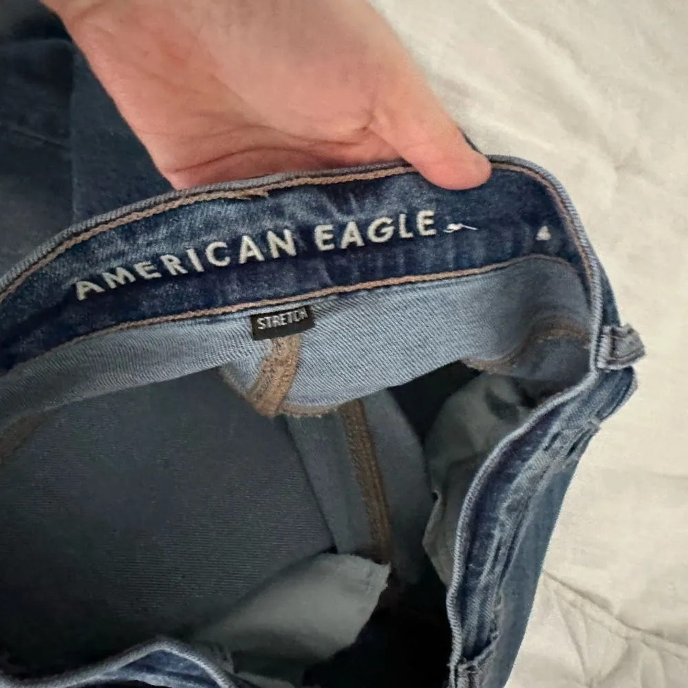 American Eagle Women’s 0 Short Distressed 90s Bootcut Jeans - Image 9