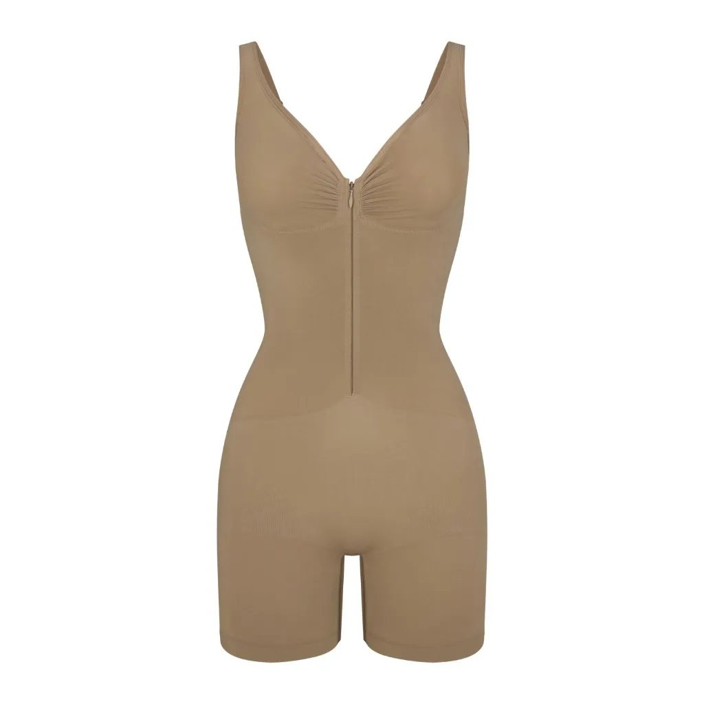 NWOT Skims Seamless Zip Front Mid Thigh Bodysuit in Desert, Size Medium - Image 4