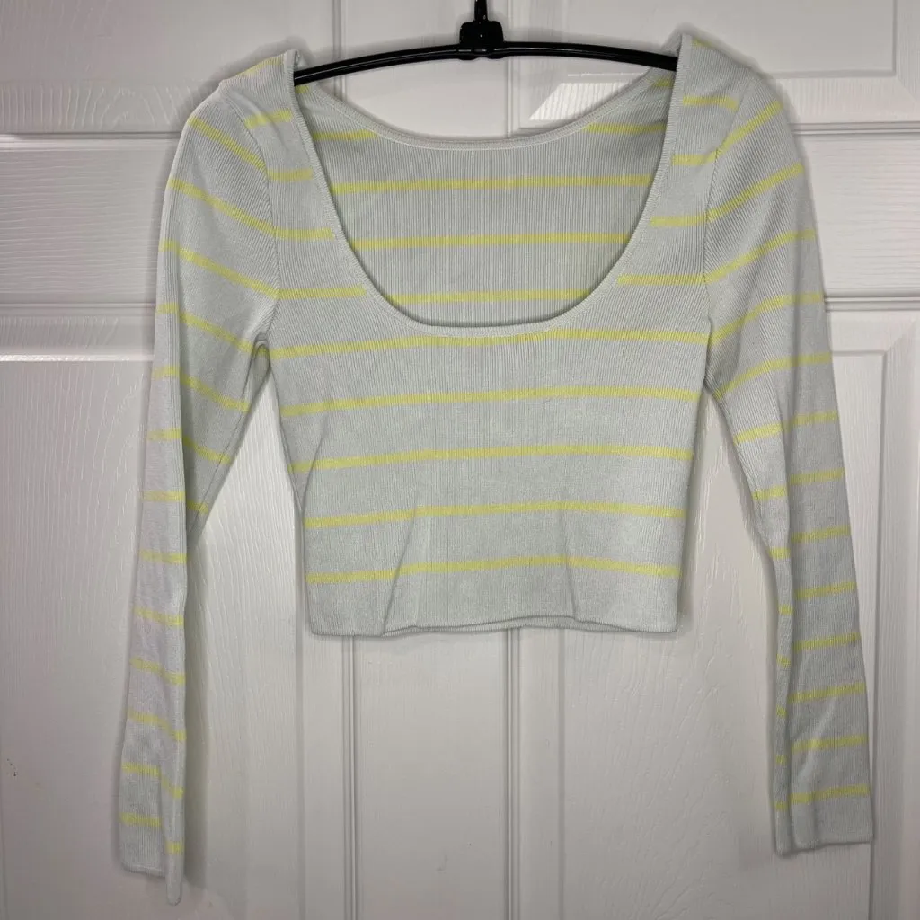 Zara Scoop Back Crop Top Women's Size Small Ribbed Pastel Striped Viscose Green - Image 3
