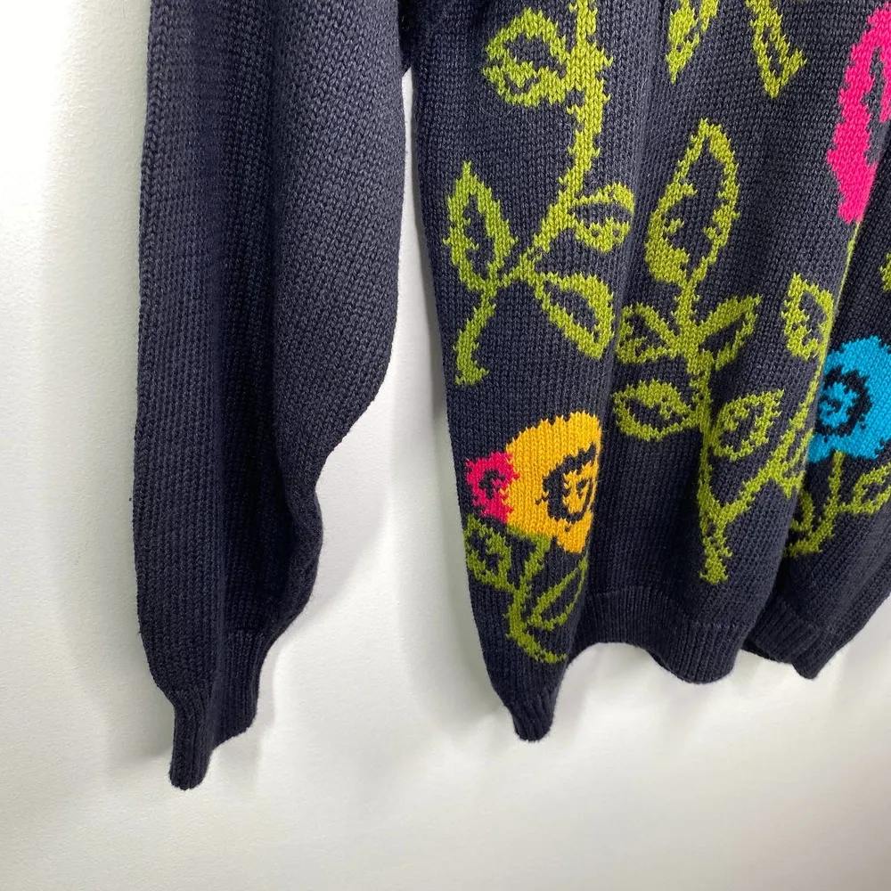 Catalina Vintage Navy Blue Floral Knit Crewneck Sweater Women's Size Large L - Image 3